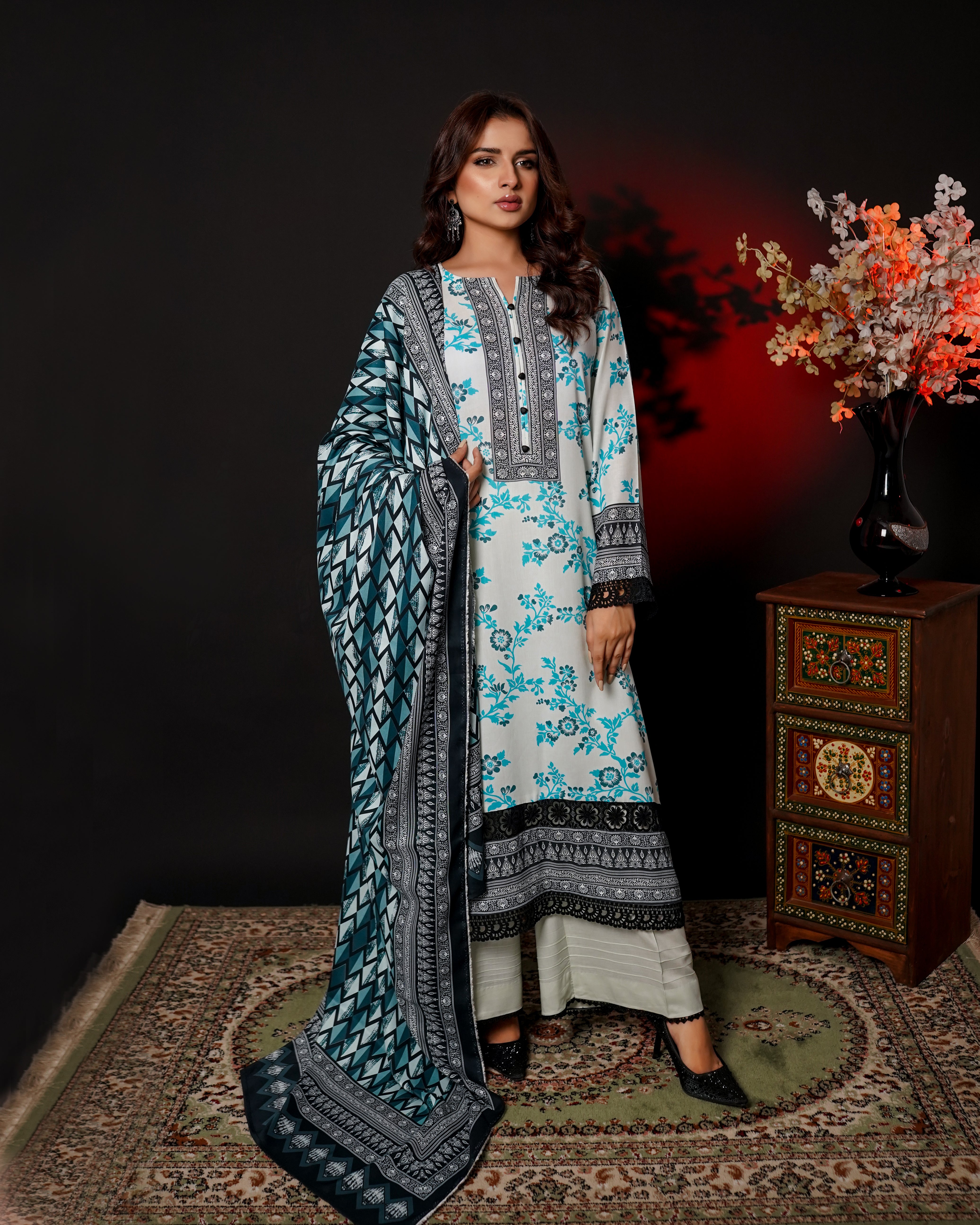 3 Piece Unstitched Linen Suit