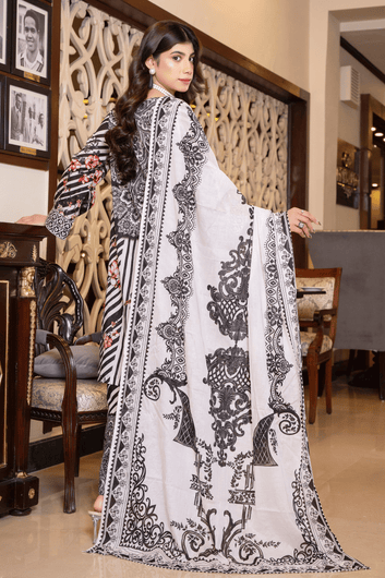 Noir Bloom – Premium Printed Lawn 3 Piece Suit